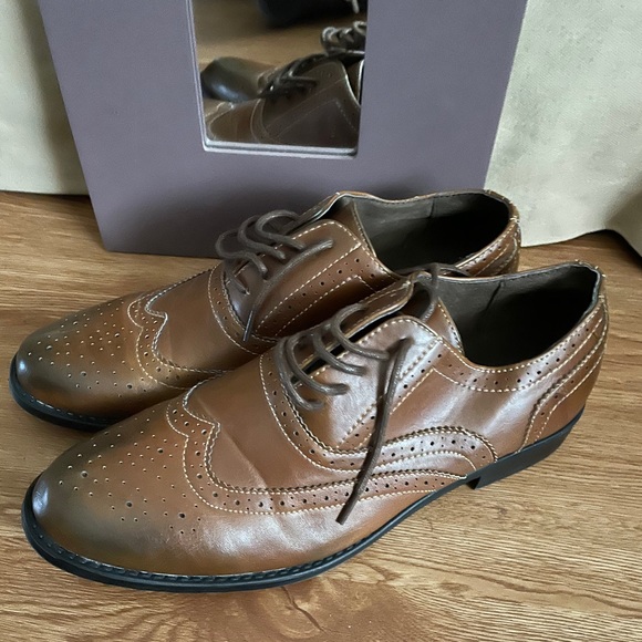 Men’s size 9 Steve Madden shoes. Great condition. - Picture 1 of 3